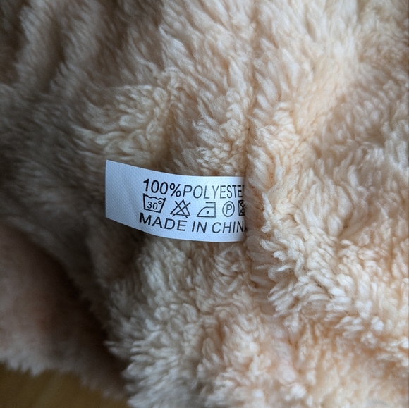 L.L.K Jids Girls Beanie Pom Pom Blue with Hearts White 100% Acrylic Winter - Picture 6 of 6